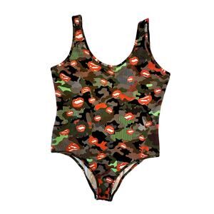 #268 Zumba Camo Lips Bodysuit - Size XXL Tank One Piece Activewear Statement Fit